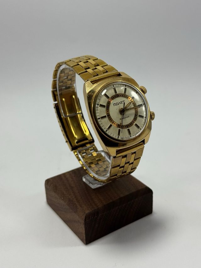 Reloj Poljot Alarma Soviético Dorado