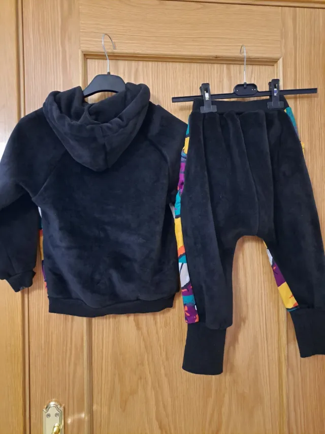 Conjunto terciopelo estampado