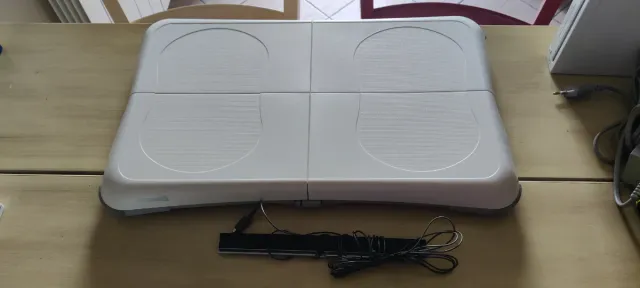 Nintendo Wii con 2 telecomandi e giochi