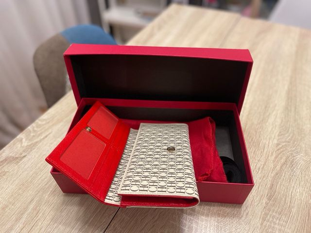 Cartera Carolina Herrera Roja