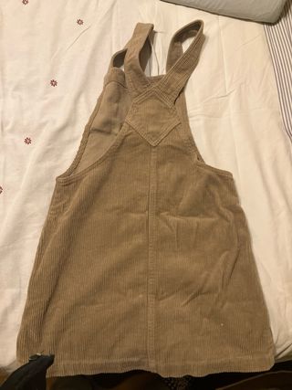 Peto de pana para niña