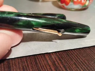 Pluma estilográfica antigua Antinia oro