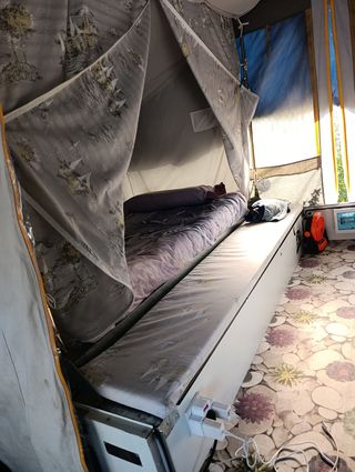 remolque convertible  comanche pluma 2000