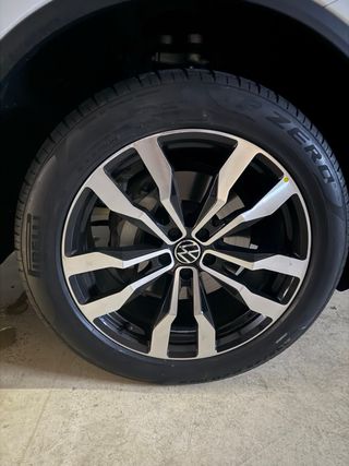 Llantas 20 Pirelli Touareg Q7 Cayenne