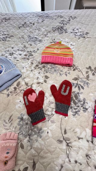 Gorros, bufandas y guantes, para niña