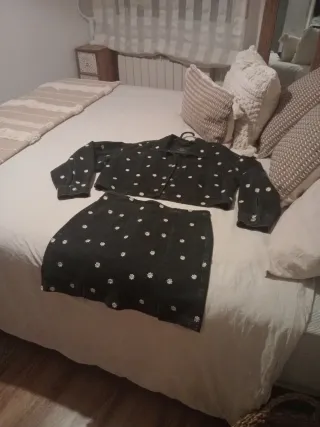 Conjunto falda y cazadora M estampado flores