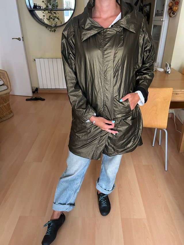 Gabardina impermeable forro abrigado 100% nylon