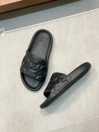 Chinelos Louis Vuitton Pretos Novos