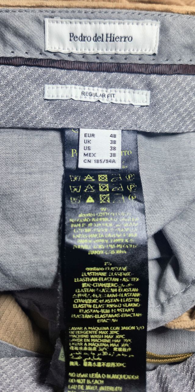 Pantalón pana beige Pedro del Hierro