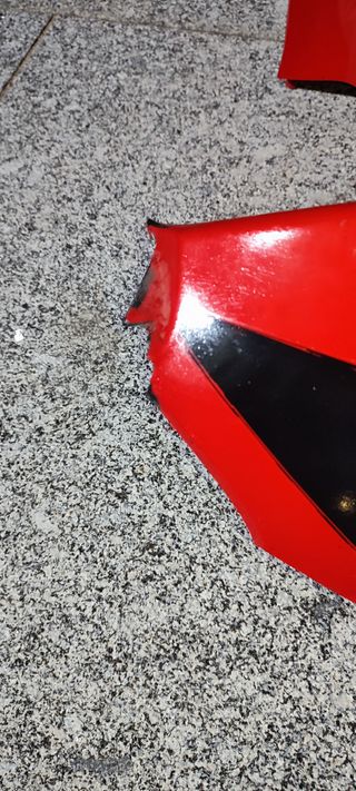Carenagem Frontal Esquerda Honda CBR600 F PC31