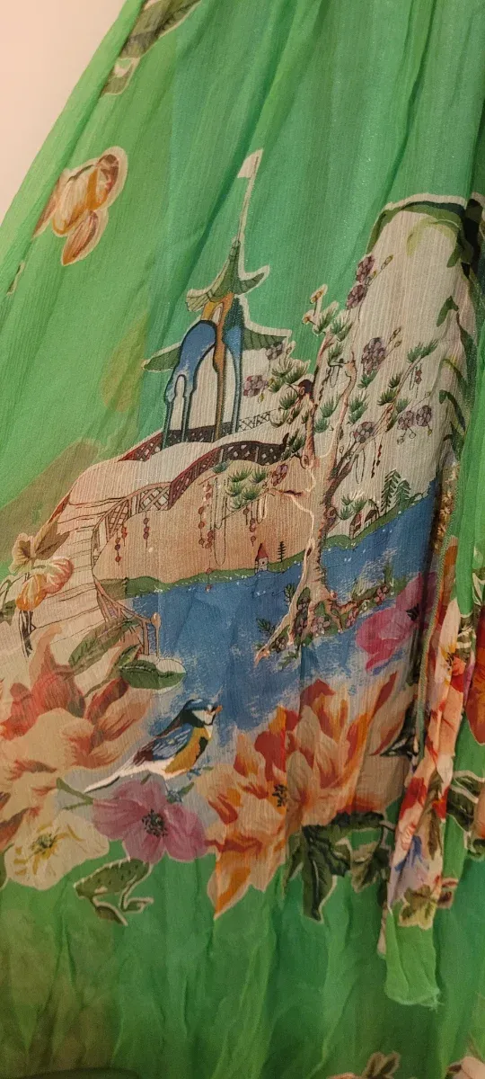 Vestido largo verde estampado floral