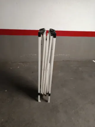 Tenda pieghevole in alluminio