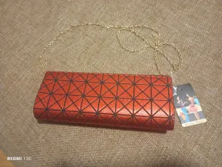 Bolso fiesta rojo brillante cadena dorada