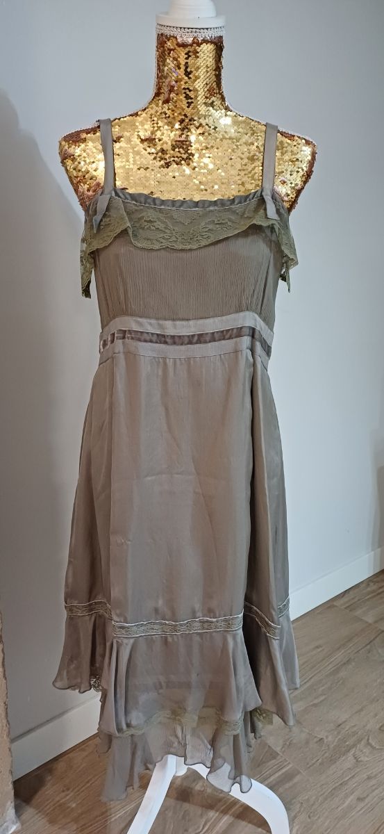 Vestido lencero de seda de Purificación García