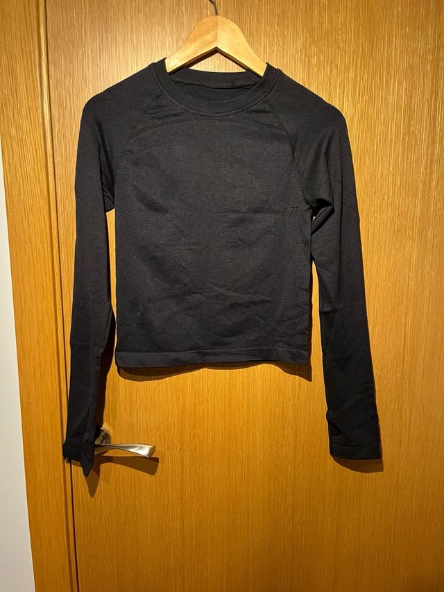 Camisetas manga larga blanca, gris y negra