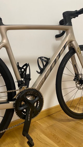 Bicicleta carretera Scott Addict 30