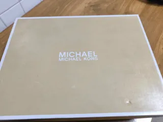 Sandalias Michael Kors Cuña en tres colores