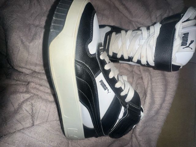 Zapatillas Puma altas negras y blancas original