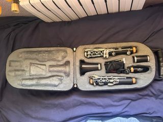 Clarinete Buffet E12F Llaves Plateadas.