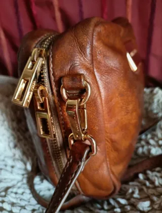 Bolso bandolera Bimba y Lola piel marrón vintage