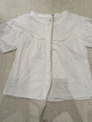 Blusa blanca de algodón bordada ancha M