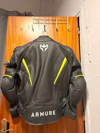 Equipacion completa para moto “Armure”