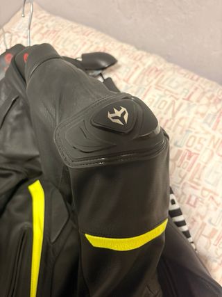 Equipacion completa para moto “Armure”