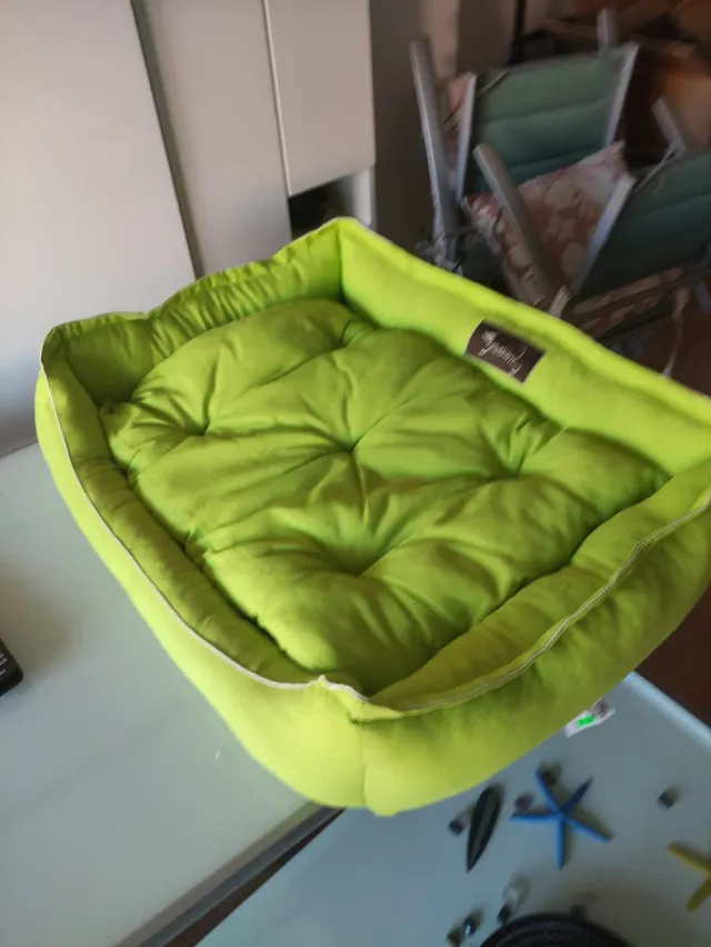 Cama para perro grande y cómoda
