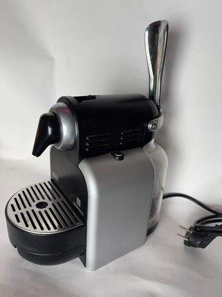 Macchina Caffè Nespresso DeLonghi