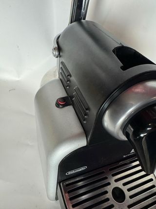 Macchina Caffè Nespresso DeLonghi