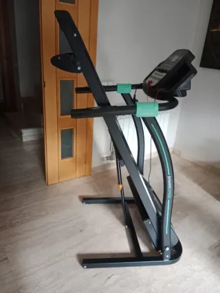 Cinta de correr RUNNERFIT Sprint Cecotec