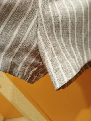 Pantalón corto de rayas