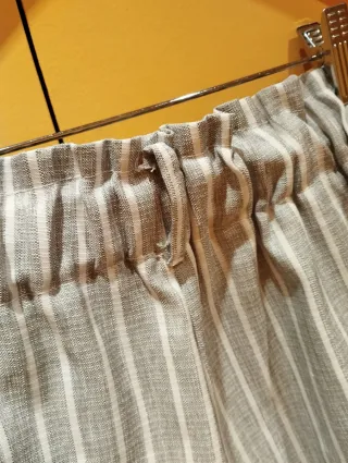 Pantalón corto de rayas