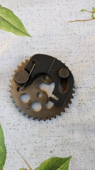 Piñón Cadena Distribución Yamaha NMAX 125 (2017)