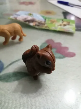 Kinder Natoons Animales Coleccionables