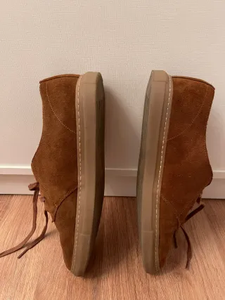 Zapatos de ante hombre marrones marca SILBON