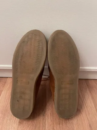 Zapatos de ante hombre marrones marca SILBON