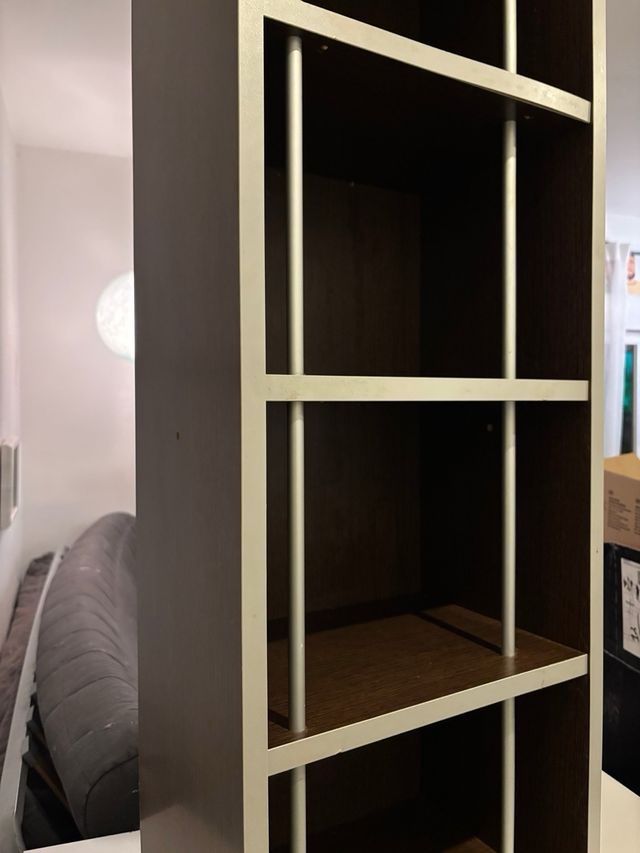 Estantería Metálica y Madera