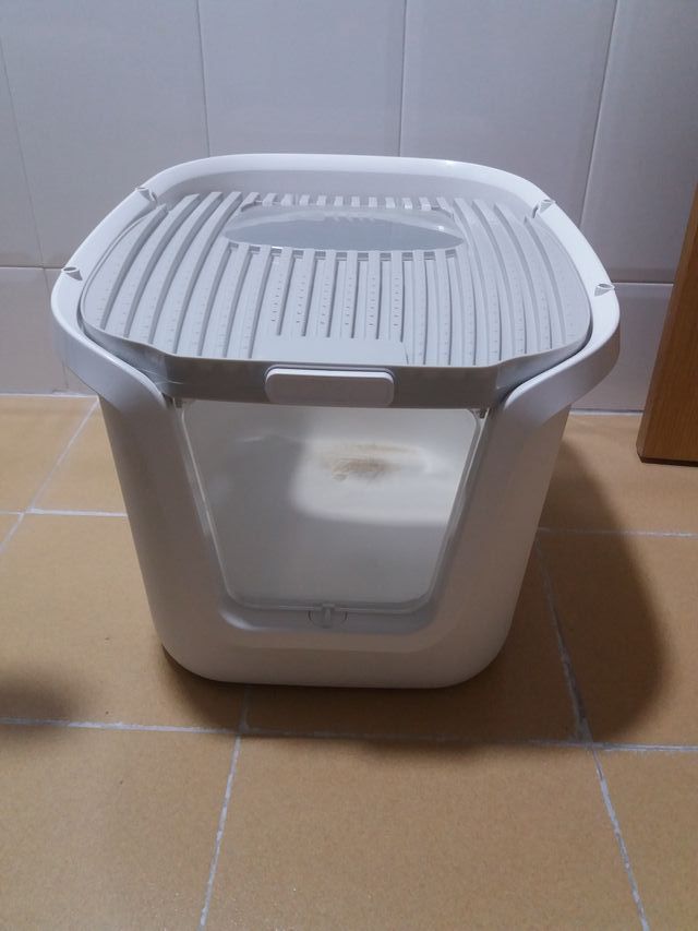 Arenero Pawhut Doble Puerta y Filtro