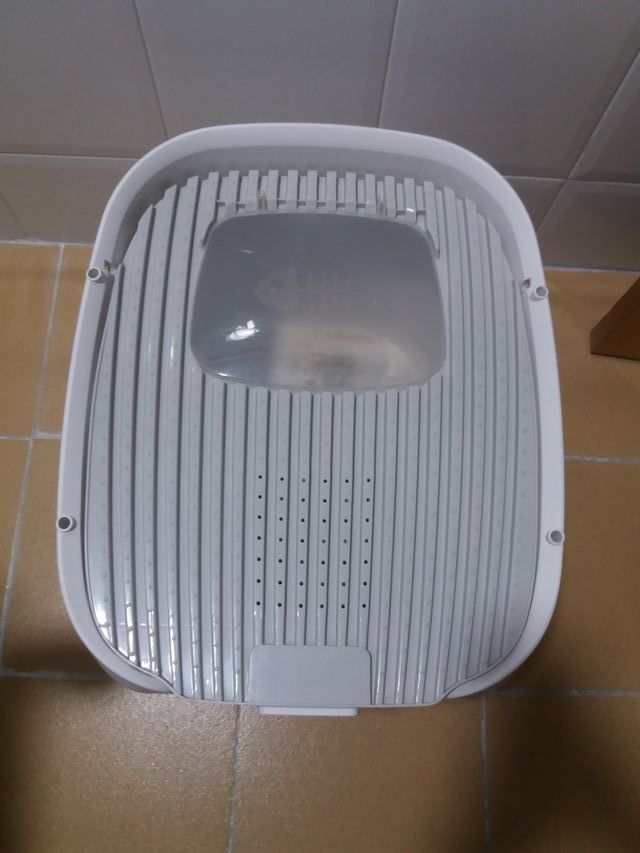 Arenero Pawhut Doble Puerta y Filtro