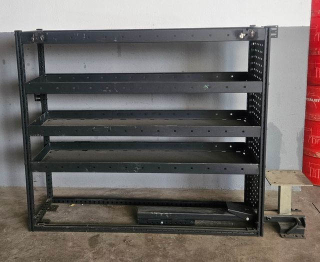 Estantería Taller Furgoneta con Tornillo