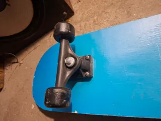 Monopatín / Skate Azul. Regalo otro