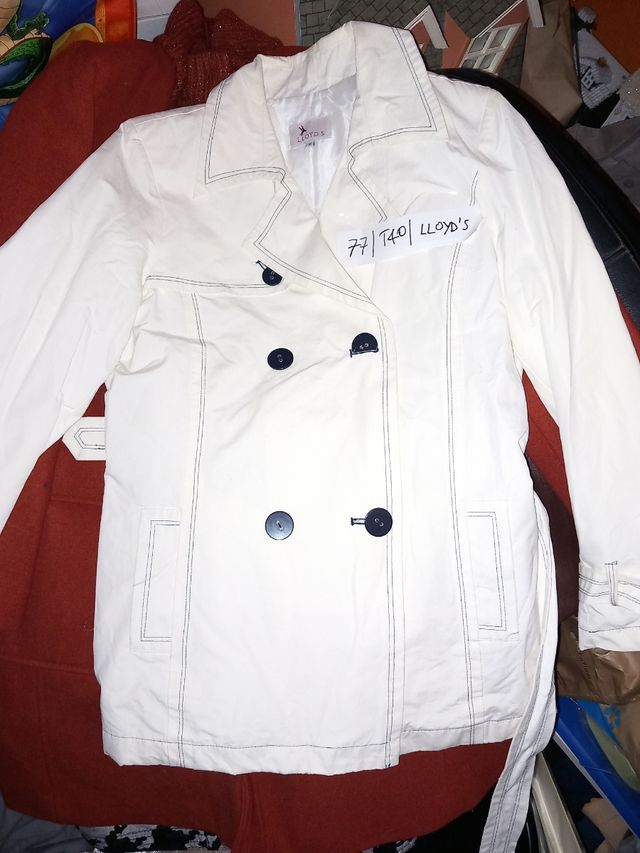 77- Chaqueta  Lloyd's - T40. Blanca