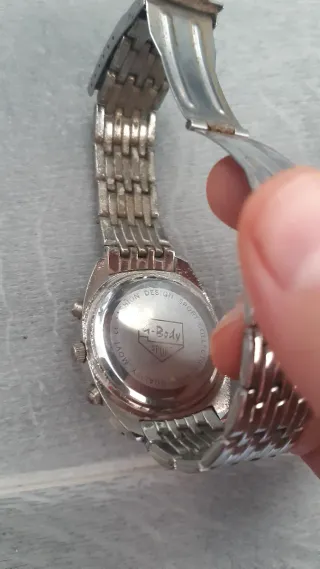 Reloj de pulsera plateado para hombre