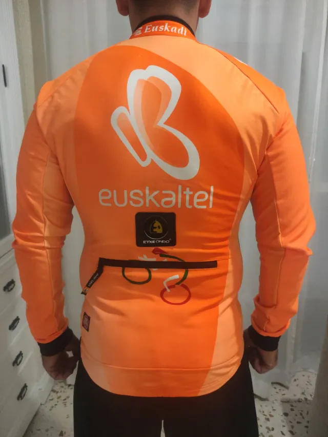 Maillot Invierno Etxeondo Euskaltel Talla L