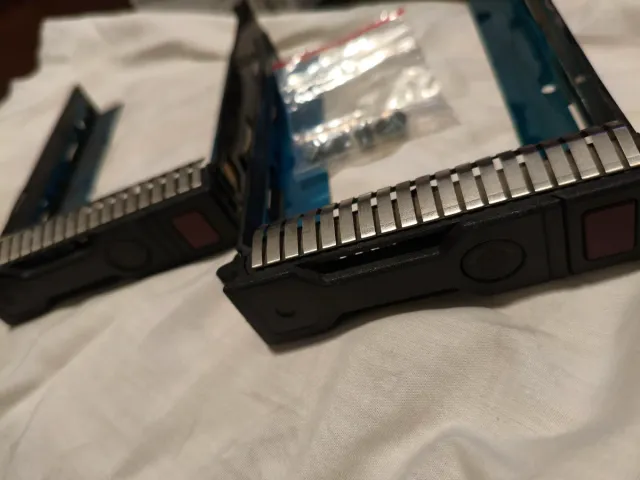 2 Bandejas HP Proliant 3.5 para disco duro