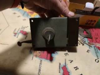 Cerradura antigua Yale