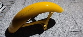 Guarda-lamas DUCATI Monster Amarelo