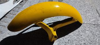 Guarda-lamas DUCATI Monster Amarelo