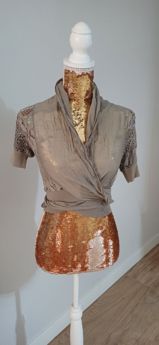 Chaqueta calada beige dorada talla única